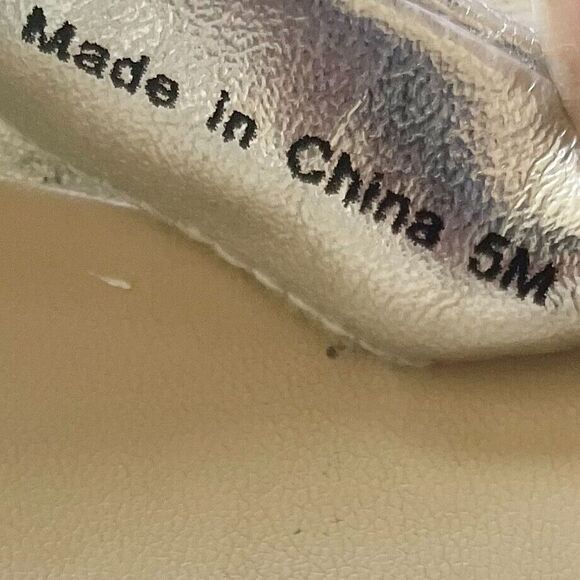 Kenneth Cole Bobbi Womens Sling Back Heeled Sandal Silver 5M - Picture 6 of 9